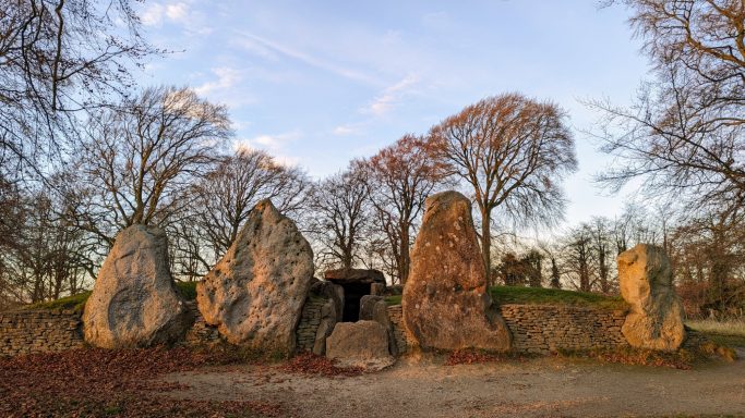 Pricure of Waylands Smithy